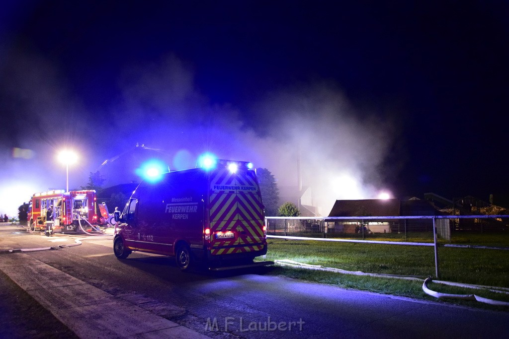 Feuer 4 Pulheim Sinnersdorf Chorbuschstr P015.JPG - Miklos Laubert